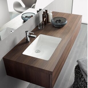 Duravit Me by Starck iš apačios montuojamas praustuvas 490x365